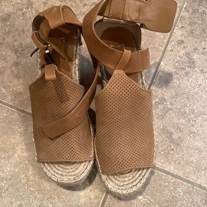 Marc Fisher 5.5 Wedges